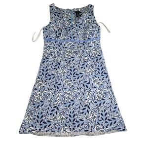 Bay Studio Mini Dress Sz 8 Blue White Floral Back Zip Pleat Detail Resort Cruise